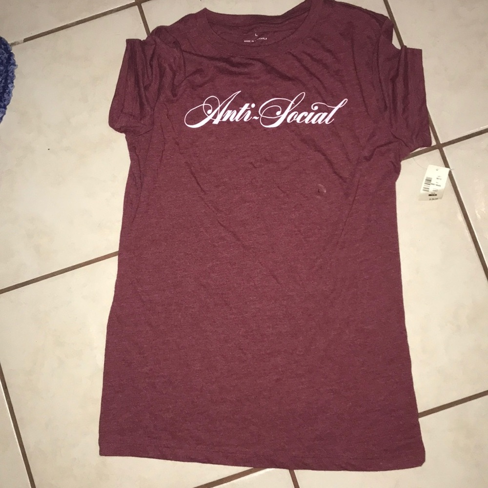 Tee